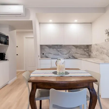 Appartamento La Vela - Ariston & Casino - Con Giardino Privato E Garage アパート *