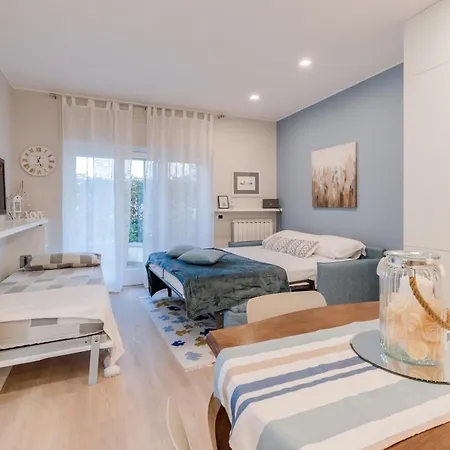 アパート Appartamento La Vela - Ariston & Casino - Con Giardino Privato E Garage *