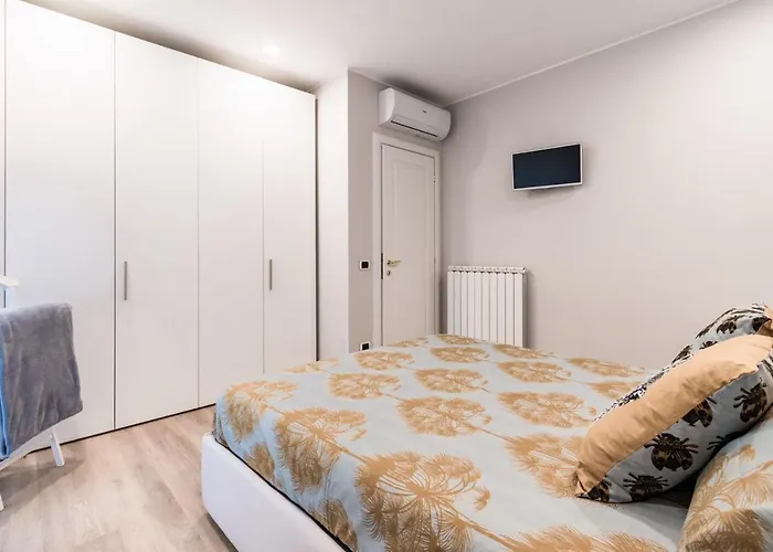 Ariston & Casino - Con Giardino E Garage Apartment